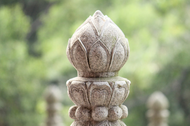 中国传统莲花石柱子