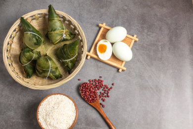 端午节粽子与咸鸭蛋