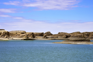 中国青海省大柴旦镇乌素特水上雅丹地质公园