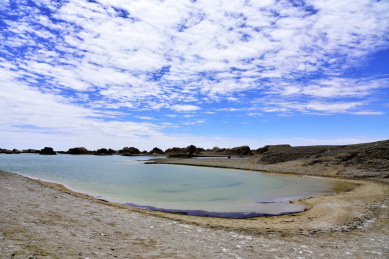 中国青海省大柴旦镇乌素特水上雅丹地质公园