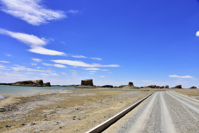 中国青海省大柴旦镇乌素特水上雅丹地质公园