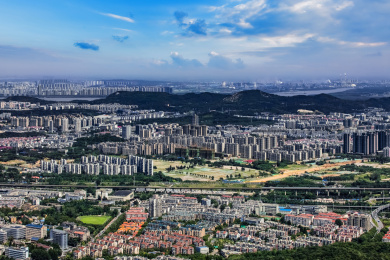 江苏省南京市新庄迈皋桥地区商住楼建筑环境