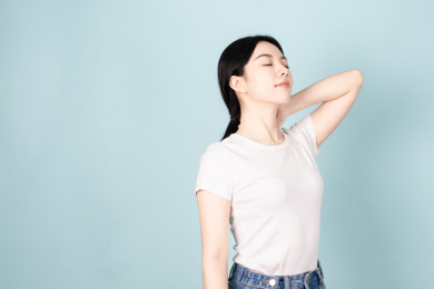 一名年轻的女生