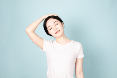 一名年轻的女生