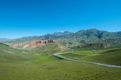 中国青海省祁连卓尔山自然风光