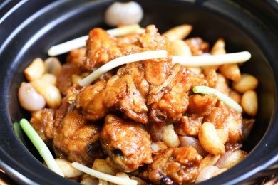 砂锅鸡块  美食 餐饮
