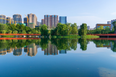 成都市郫都区创智公园全景城市风光