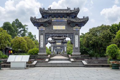 中国东莞粤晖园岭南古建筑园林风光