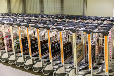 芬兰赫尔辛基万塔机场内景