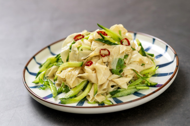 黄瓜拌豆皮 豆皮拌黄瓜