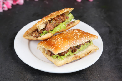 中餐美食-小吃-驴肉火烧