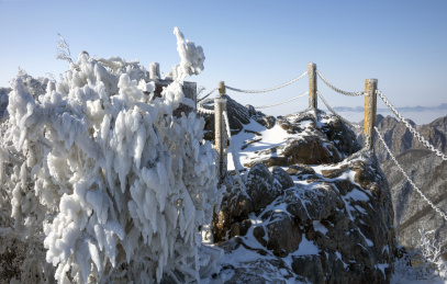 中国河南禹州大鸿寨雾凇树挂景观