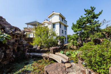 中国江苏省苏州园林醉石山庄