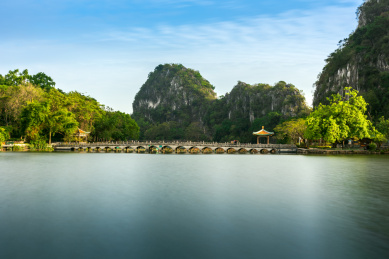 广东省肇庆市七星岩风景区自然风光