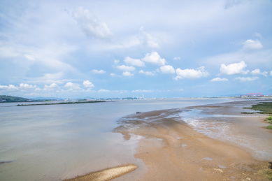 中国广州珠江出海口风光