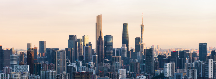 广州白云山远眺广州CBD天际线的黄昏