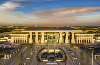 航拍中国河南禹州市郑万高铁高铁站