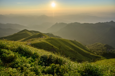 中国江西萍乡武功山上的日出