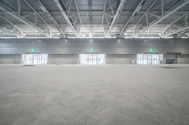 广东省深圳国际会展中心贸易展销会的场景