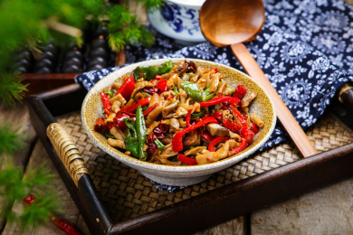 特色家常菜爆炒鸡杂