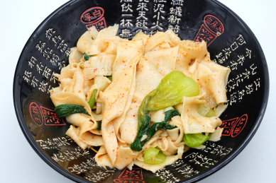 餐饮美食油泼面