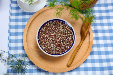 有机营养的三色藜麦谷