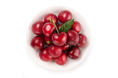 樱桃带叶子白底