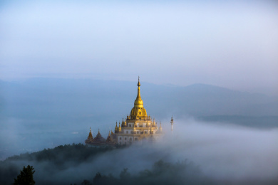 中国德宏芒市勐焕大金塔