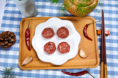 美味食材新鲜手打牛丸