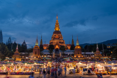 中国云南西双版纳大金塔夜市