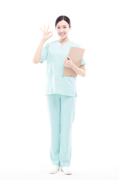 白色背景前的医护人员