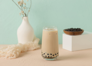 午后的奶茶水果茶饮品