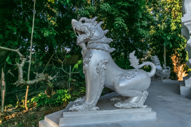 中国云南省景洪市曼听公园麒麟兽雕塑装饰物