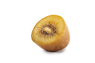 半个猕猴桃果肉白底