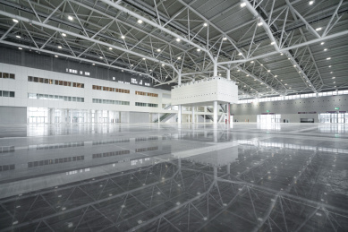 广东省深圳国际会展中心贸易展销会的场景