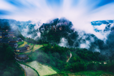 中国湖南湘西花垣雨后十八洞村