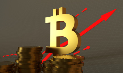 比特币符号与金币箭头，事业成功与财富积累