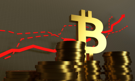 比特币符号与金币箭头，事业成功与财富积累