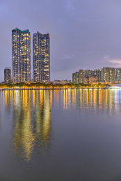中国广州珠江豪宅夜景灯光