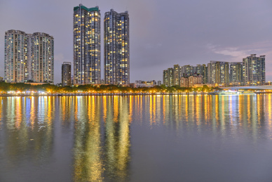 中国广州珠江豪宅夜景灯光