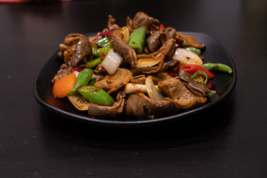 美味的爆炒猪肚，中国家常小炒