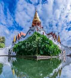 中国云南省景洪市西双版纳告庄大金塔建筑