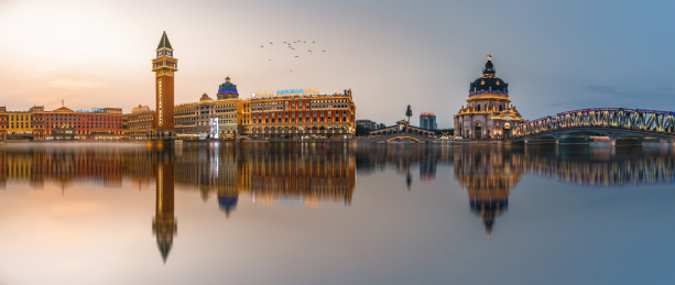 海澜飞马水城落日余晖