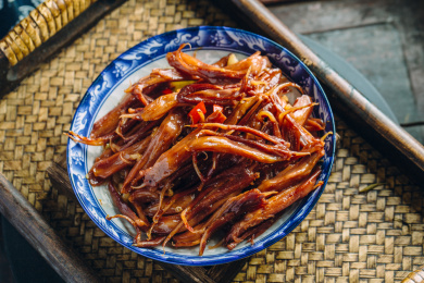 中式贵妃鸭舌头小吃