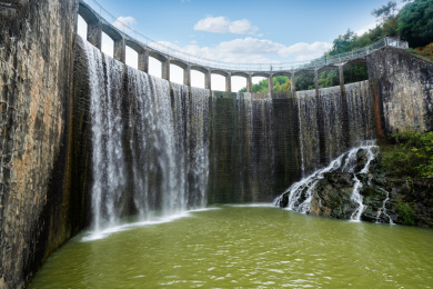 江苏常州溧阳平平桥石坝风光