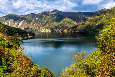 辽宁省宽甸浑江沿岸风光