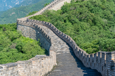 雄伟壮丽的中国北京慕田峪长城夏天