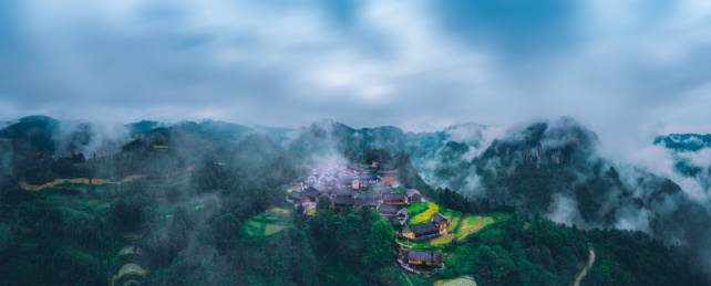 中国湖南省湘西十八洞村全景