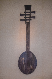 中国云南省景洪市傣族四弦两音琴乐器