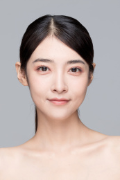 亚洲女性美容半身肖像